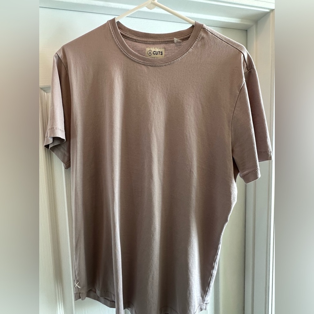 Cuts Clothing Pima shirt size Large
